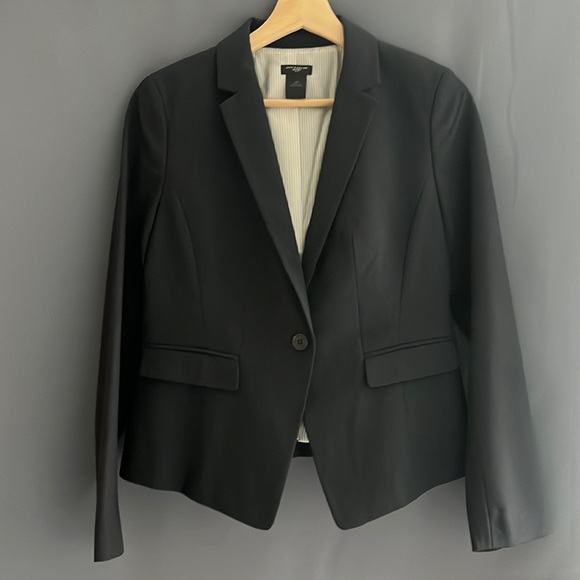 NWOT- Ann Taylor Navy Suit Jacket Blazer - Picture 2 of 6